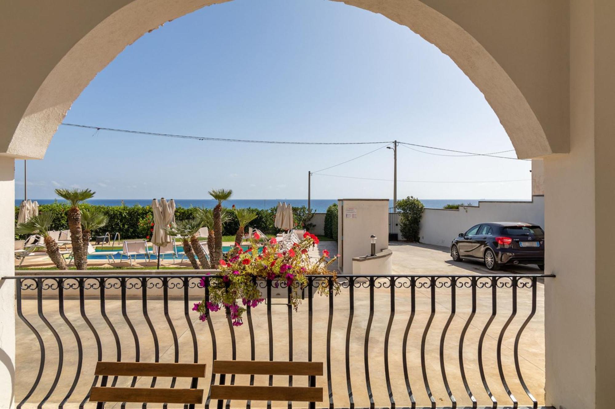 Villa Archi Sul Mare Cava d'Aliga Exterior photo