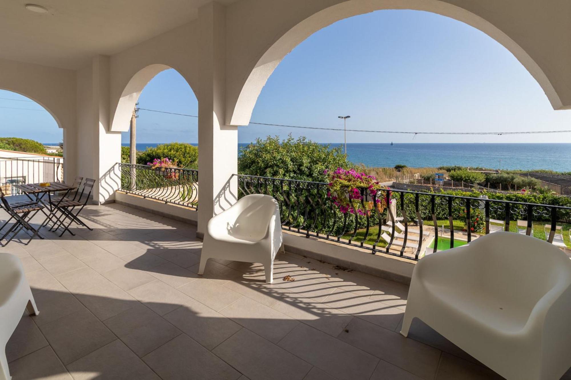 Villa Archi Sul Mare Cava d'Aliga Exterior photo