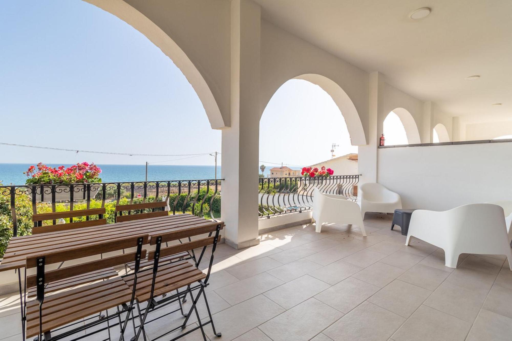 Villa Archi Sul Mare Cava d'Aliga Exterior photo